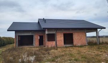 dom wolnostojący, 3 pokoje Karsy