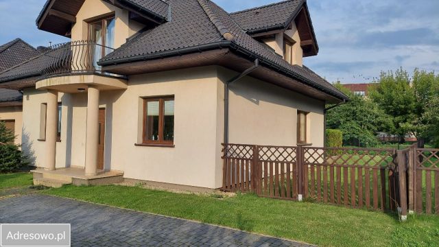 bliźniak, 5 pokoi Dąbrowa Górnicza Łęknice, ul. Topolowa. Zdjęcie 1