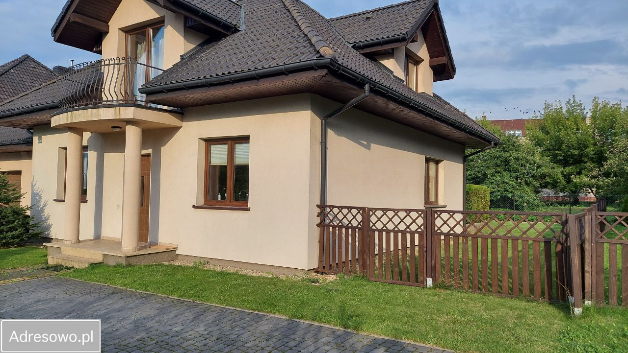 bliźniak, 5 pokoi Dąbrowa Górnicza Łęknice, ul. Topolowa
