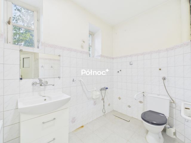 dom wolnostojący, 8 pokoi Zakręt. Zdjęcie 8