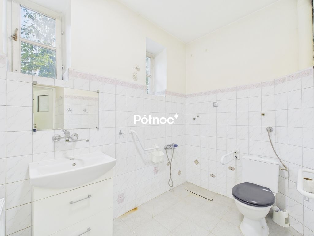 dom wolnostojący, 8 pokoi Zakręt. Zdjęcie 8