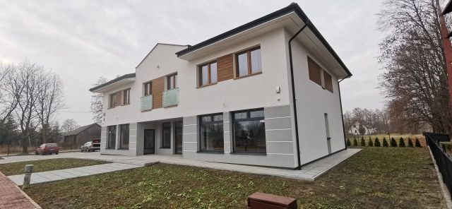 Lokal Strachówka, ul. Cypriana Kamila Norwida. Zdjęcie 1