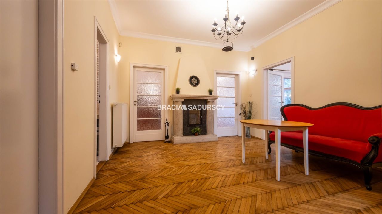 dom wolnostojący, 13 pokoi Kraków Prądnik Czerwony, ul. Pocieszka. Zdjęcie 2