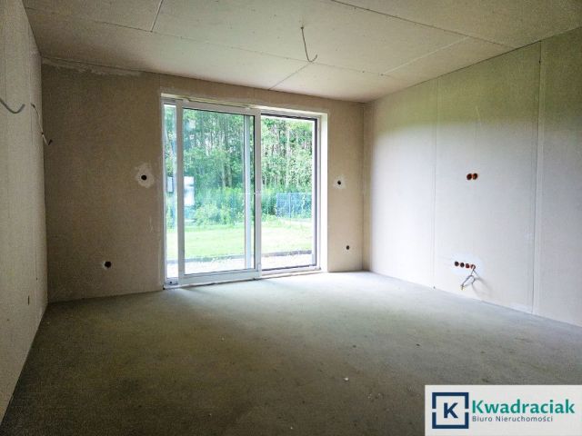 dom szeregowy, 4 pokoje Ustrobna. Zdjęcie 12