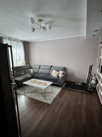 Mieszkanie 4-pokojowe Mielec Smoczka, ul. kard. Stefana Wyszyńskiego. Zdjęcie 1