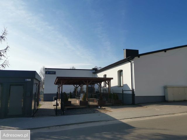 Lokal Wiele. Zdjęcie 1