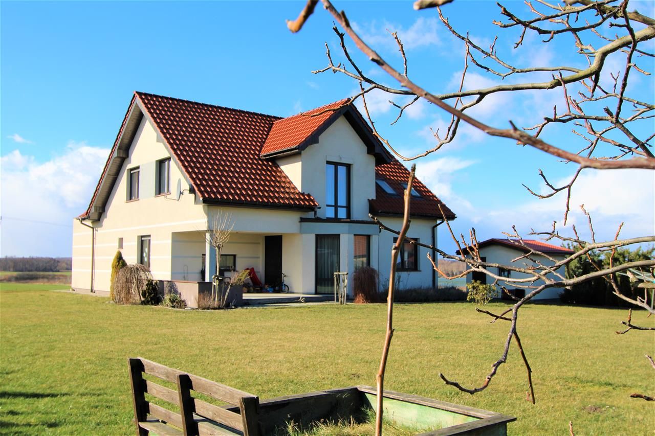 dom wolnostojący, 5 pokoi Proszkowice. Zdjęcie 1