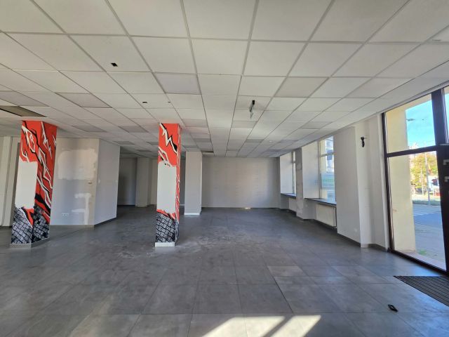 Lokal Jelenia Góra Centrum, pl. Niepodległości. Zdjęcie 10