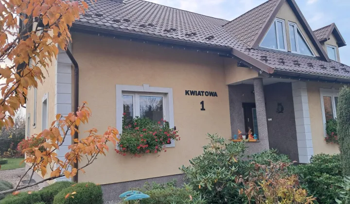dom wolnostojący, 7 pokoi Rytel, ul. Kwiatowa