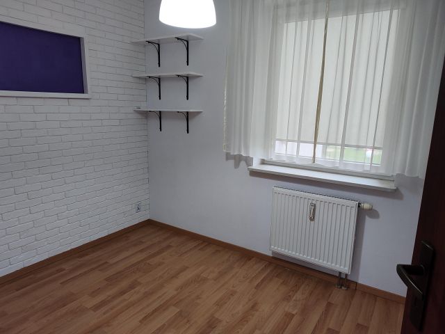 Mieszkanie 3-pokojowe Gorzów Wielkopolski Górczyn, ul. Plac Jana Pawła II. Zdjęcie 3