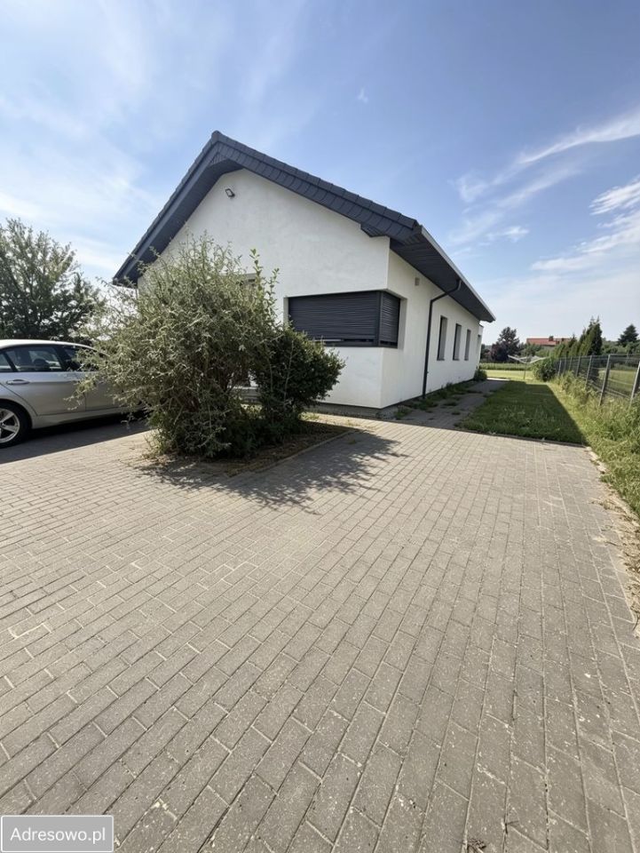 dom wolnostojący, 3 pokoje Konikowo. Zdjęcie 2