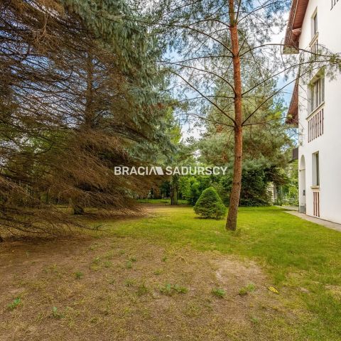 dom wolnostojący, 6 pokoi Zabierzów, ul. Krakowska. Zdjęcie 1