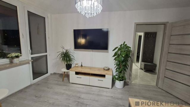 Mieszkanie 3-pokojowe Warszawa Bemowo, ul. Powstańców Śląskich. Zdjęcie 4