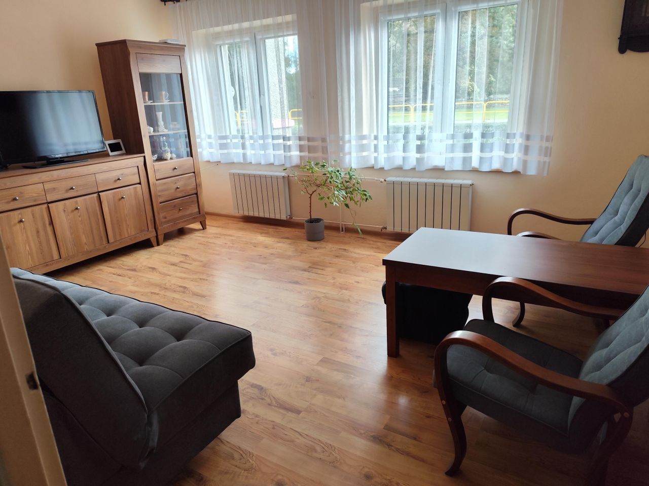 Mieszkanie 3-pokojowe Głęboka. Zdjęcie 2