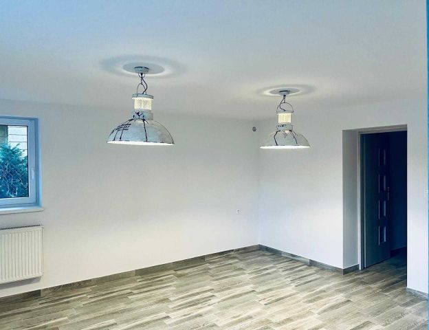 Lokal Jelenia Góra Cieplice Śląskie-Zdrój. Zdjęcie 1