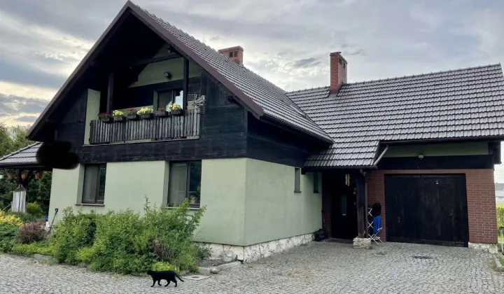 dom wolnostojący, 7 pokoi Zagacie