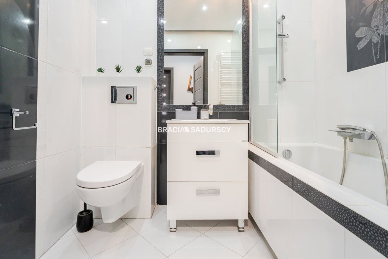 Mieszkanie 3-pokojowe Kraków Prądnik Biały, al. 29 Listopada. Zdjęcie 20