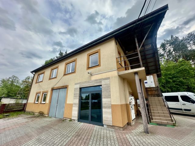 Hala/magazyn Dzikowiec, ul. Kolbuszowska. Zdjęcie 2