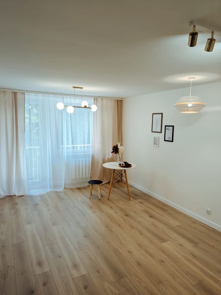 Mieszkanie 3-pokojowe Zielona Góra, ul. Chmielna. Zdjęcie 4