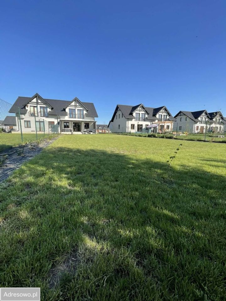 bliźniak, 5 pokoi Chrząstawa Mała. Zdjęcie 6