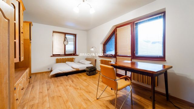 dom wolnostojący, 8 pokoi Kopaliny. Zdjęcie 17