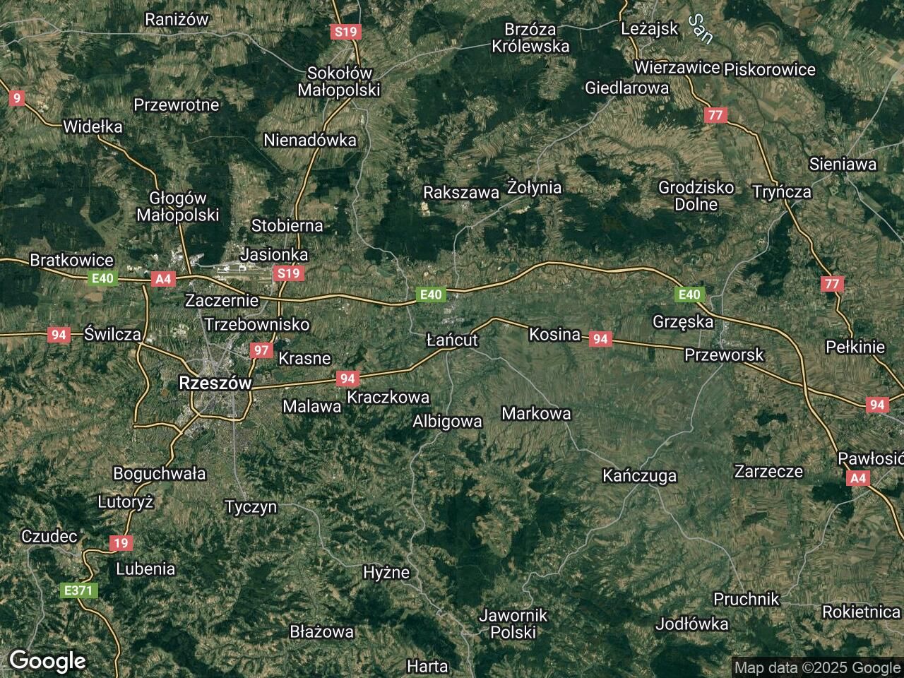 dom wolnostojący, 6 pokoi Husów