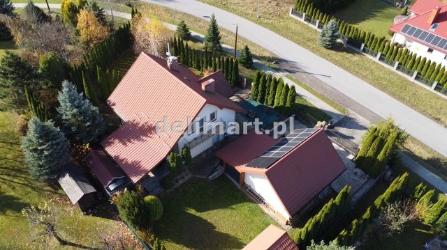 dom wolnostojący, 4 pokoje Zagórz. Zdjęcie 2