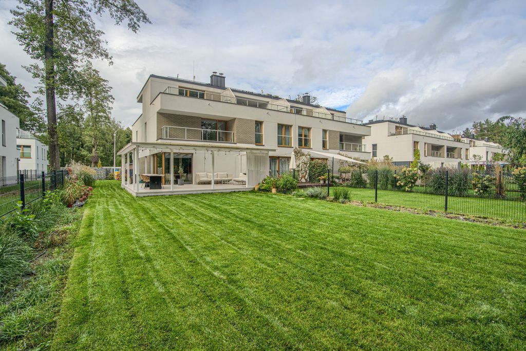 dom szeregowy, 5 pokoi Warszawa Białołęka, ul. Kroczewska