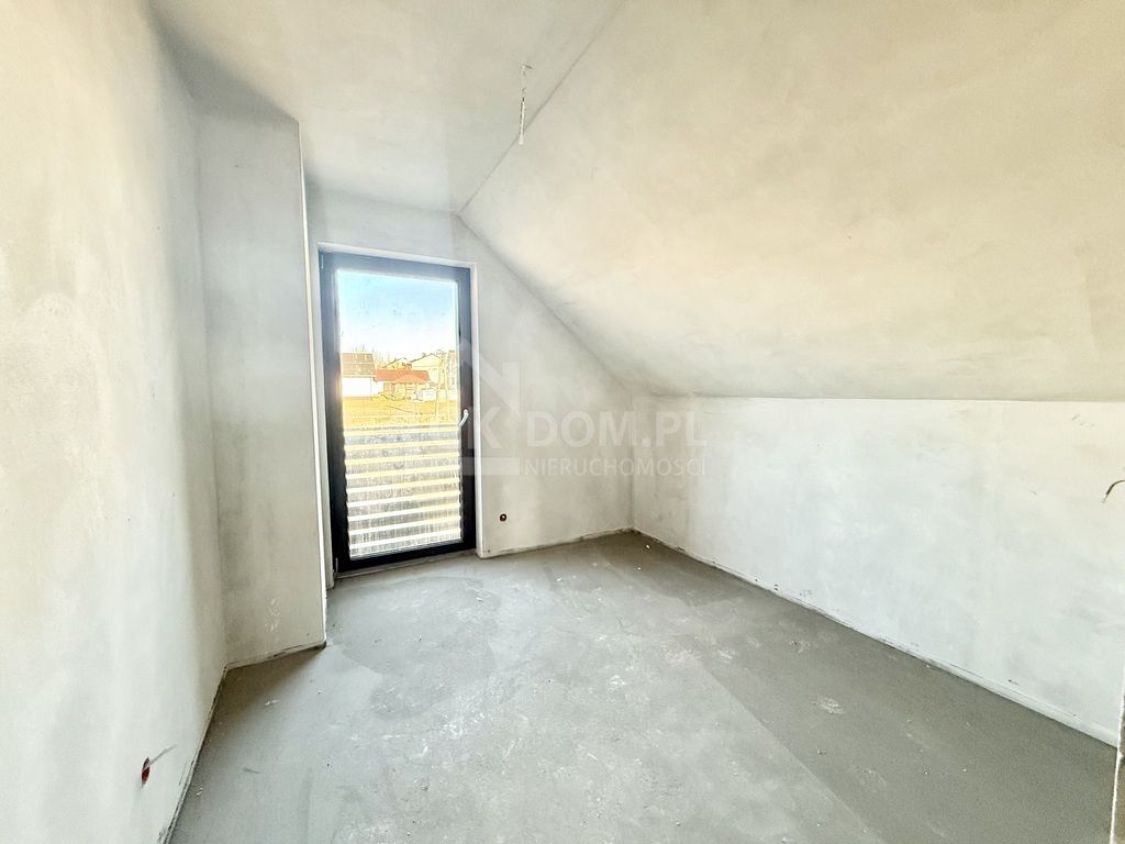 dom wolnostojący, 5 pokoi Bobrza. Zdjęcie 31