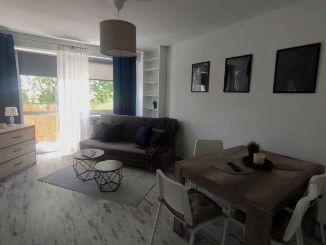 Mieszkanie 3-pokojowe Łódź Górna, ul. Witolda Doroszewskiego. Zdjęcie 1