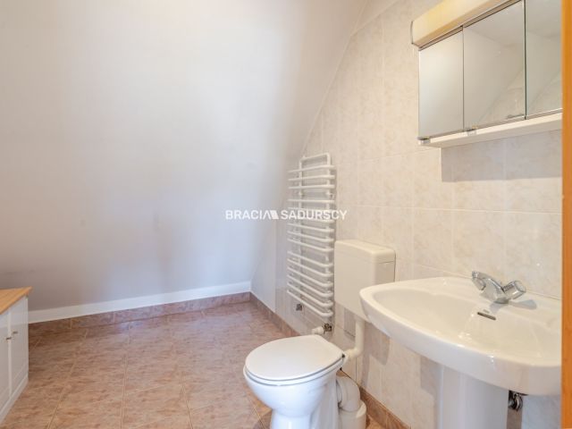 dom wolnostojący, 6 pokoi Zakopane Krzeptówki, ul. Przewodnika Józefa Krzeptowskiego. Zdjęcie 9