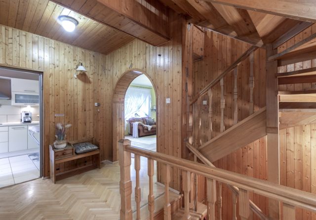 dom wolnostojący, 7 pokoi Hornówek, ul. Wesoła. Zdjęcie 15