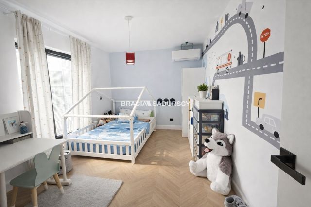 dom wolnostojący, 5 pokoi Niepołomice, ul. Stefana Roweckiego. Zdjęcie 33