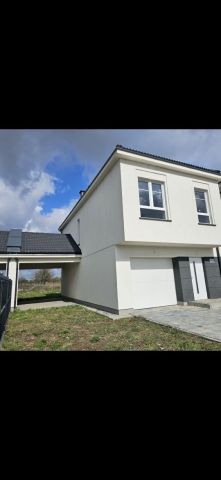 bliźniak, 4 pokoje Józefów. Zdjęcie 1