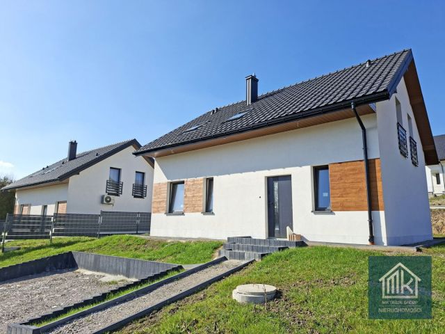 dom wolnostojący, 5 pokoi Sławkowice. Zdjęcie 1