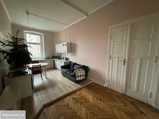 Mieszkanie 2-pokojowe Łódź Śródmieście, ul. Polskiej Organizacji Wojskowej. Zdjęcie 1