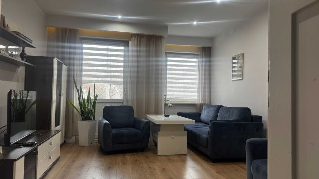 Mieszkanie 2-pokojowe Brzeg, ul. Kardynała Wyszyńskiego. Zdjęcie 1