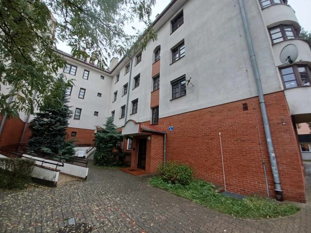 Mieszkanie 3-pokojowe Konstancin-Jeziorna Grapa, ul. Józefa Piłsudskiego. Zdjęcie 1