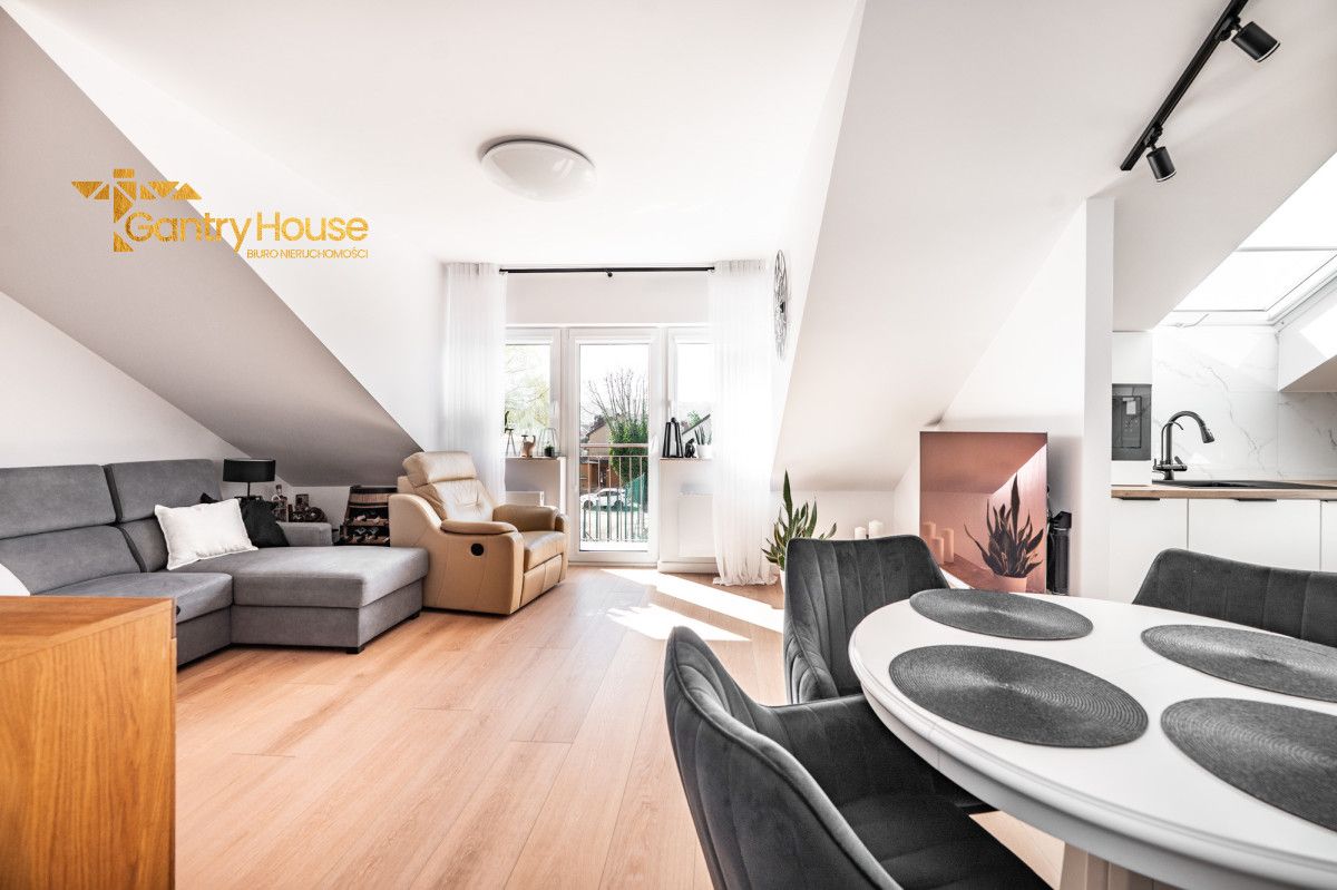 Mieszkanie 3-pokojowe Rumia, ul. Konstantego Ildefonsa Gałczyńskiego. Zdjęcie 3