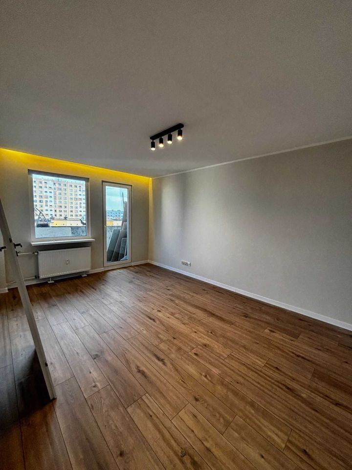 Mieszkanie 2-pokojowe Piekary Śląskie, ul. Marii Curie-Skłodowskiej. Zdjęcie 1