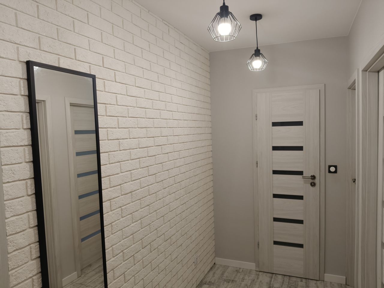 Mieszkanie 4-pokojowe Mielec Nowy Mielec, ul. Dworcowa. Zdjęcie 2