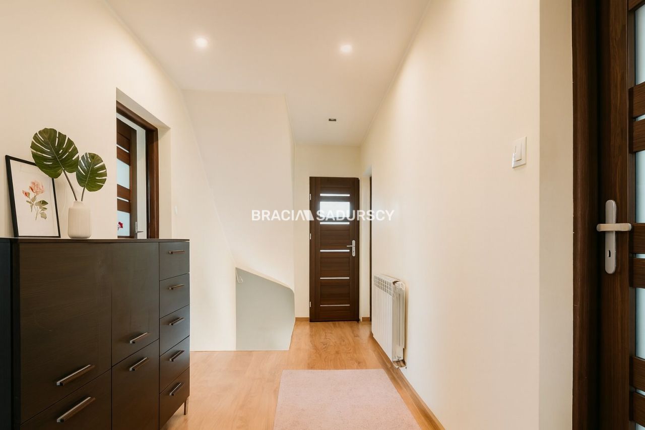 dom wolnostojący, 5 pokoi Kraków Swoszowice, ul. Poronińska. Zdjęcie 20