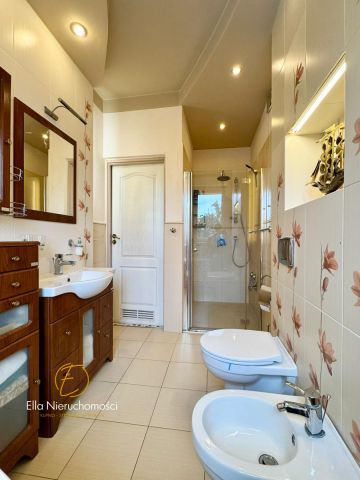 dom szeregowy, 8 pokoi Legnica, ul. Janowska. Zdjęcie 15