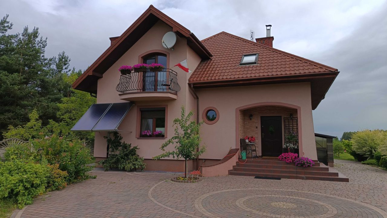 dom wolnostojący Rakowiska