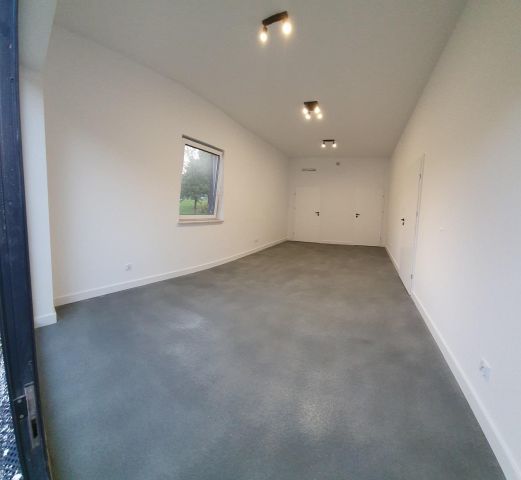 Lokal Bochnia Kolanów, ul. Kazimierza Brodzińskiego. Zdjęcie 1