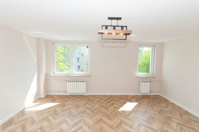 Mieszkanie 3-pokojowe Ostrowiec Świętokrzyski, ul. Iłżecka. Zdjęcie 7