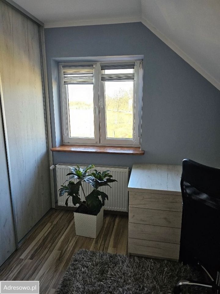 dom wolnostojący, 5 pokoi Borki. Zdjęcie 8