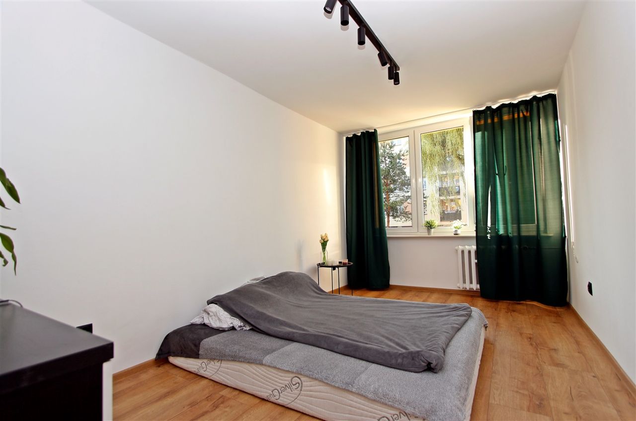 Mieszkanie 2-pokojowe Piekary Śląskie Dąbrówka Wielka, ul. Królowej Jadwigi. Zdjęcie 3