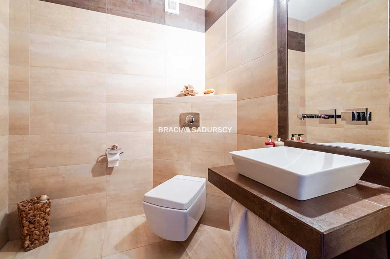 dom, 4 pokoje Lusina, ul. Spacerowa. Zdjęcie 18