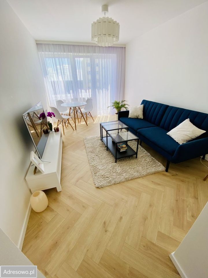 Mieszkanie 3-pokojowe Pabianice. Zdjęcie 1